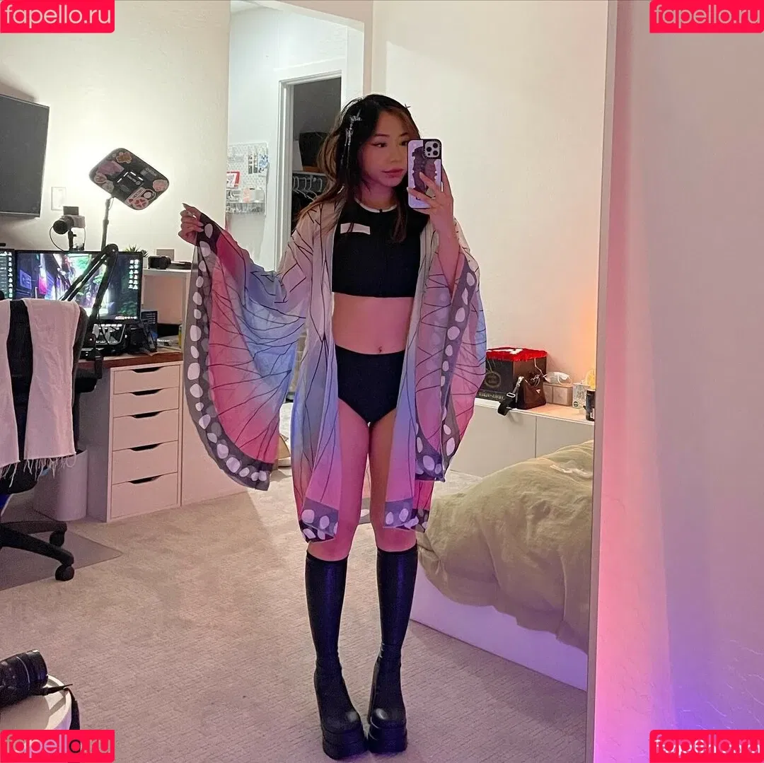 viavmber Onlyfans Photo Gallery 
