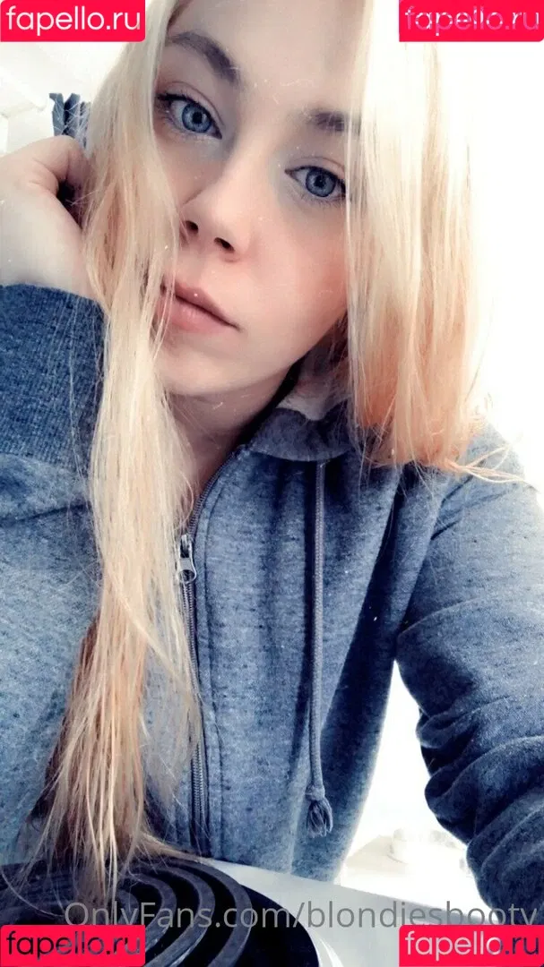 blondiesbooty Onlyfans Photo Gallery 