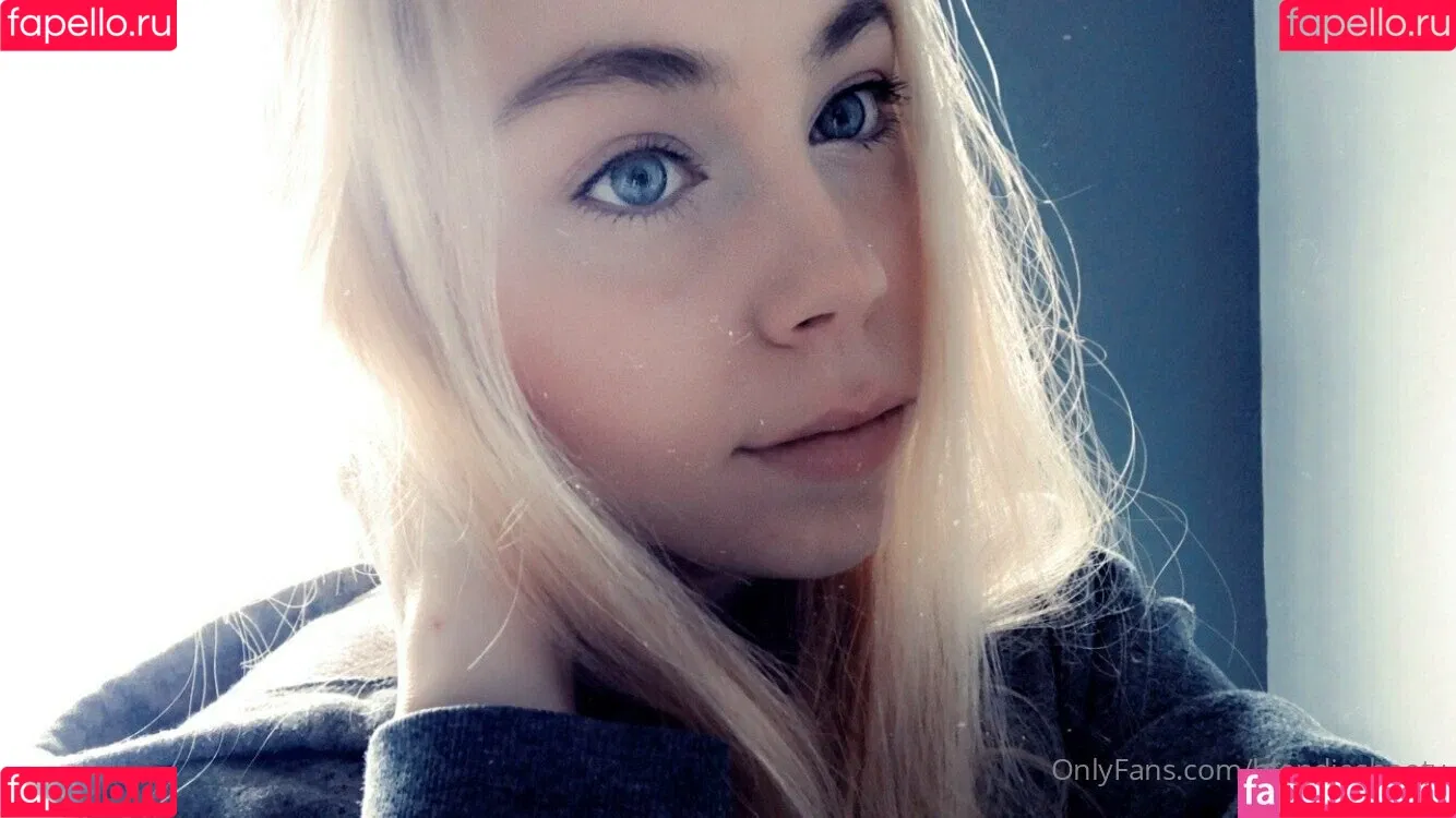 blondiesbooty Onlyfans Photo Gallery 