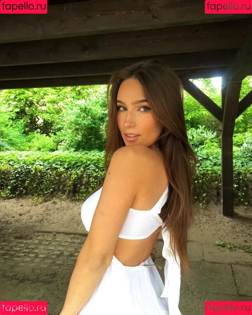 Nona kanal Onlyfans Photo Gallery 