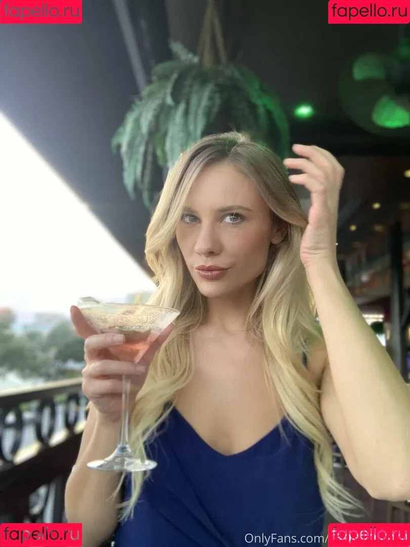 Addie Andrews Onlyfans Photo Gallery 