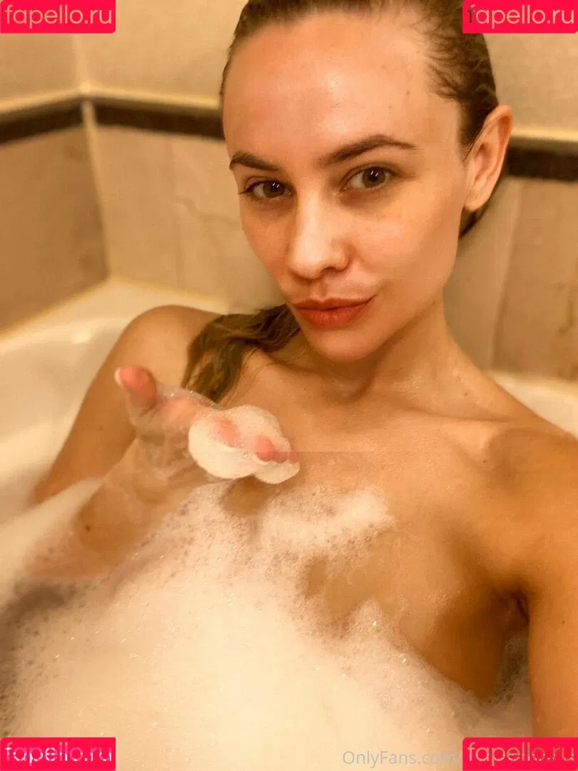 Addie Andrews Onlyfans Photo Gallery 