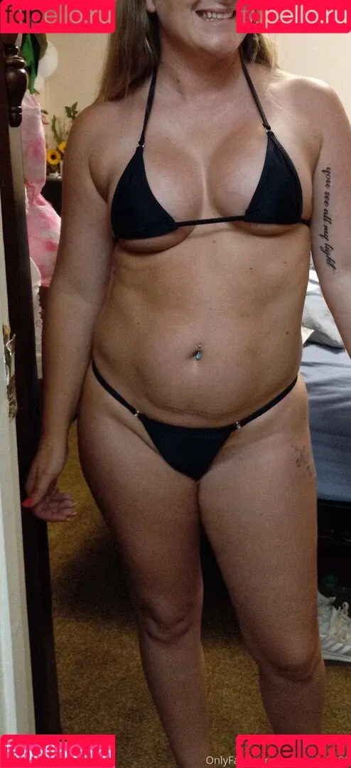 sexyrealwife86 Onlyfans Photo Gallery 