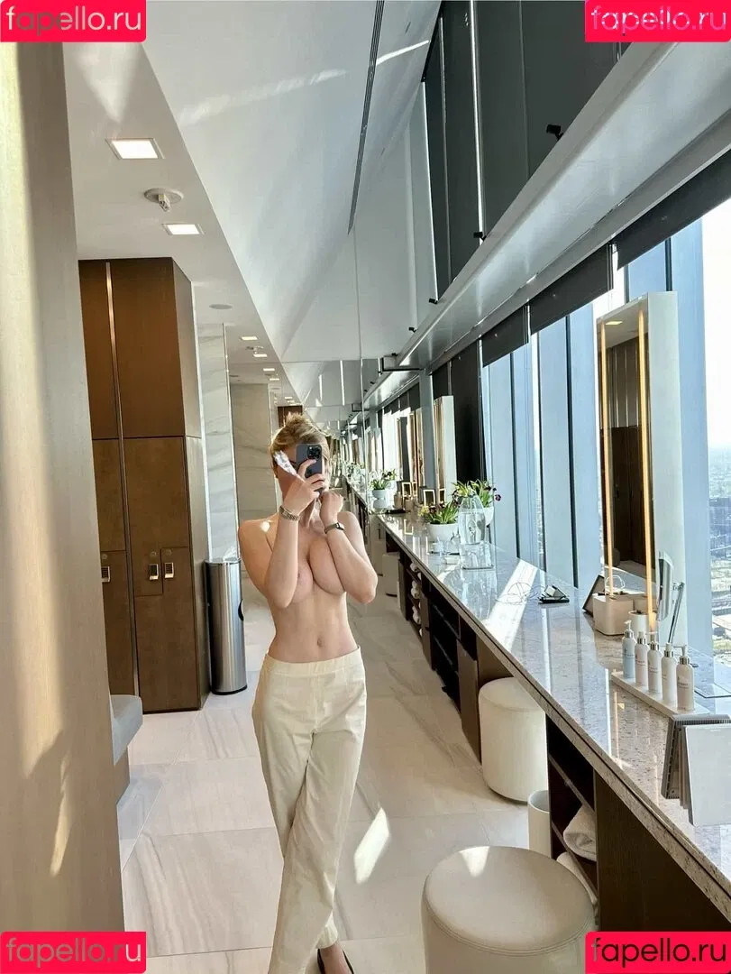 adelynmoore Onlyfans Photo Gallery 