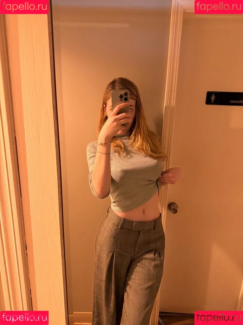 adelynmoore Onlyfans Photo Gallery 