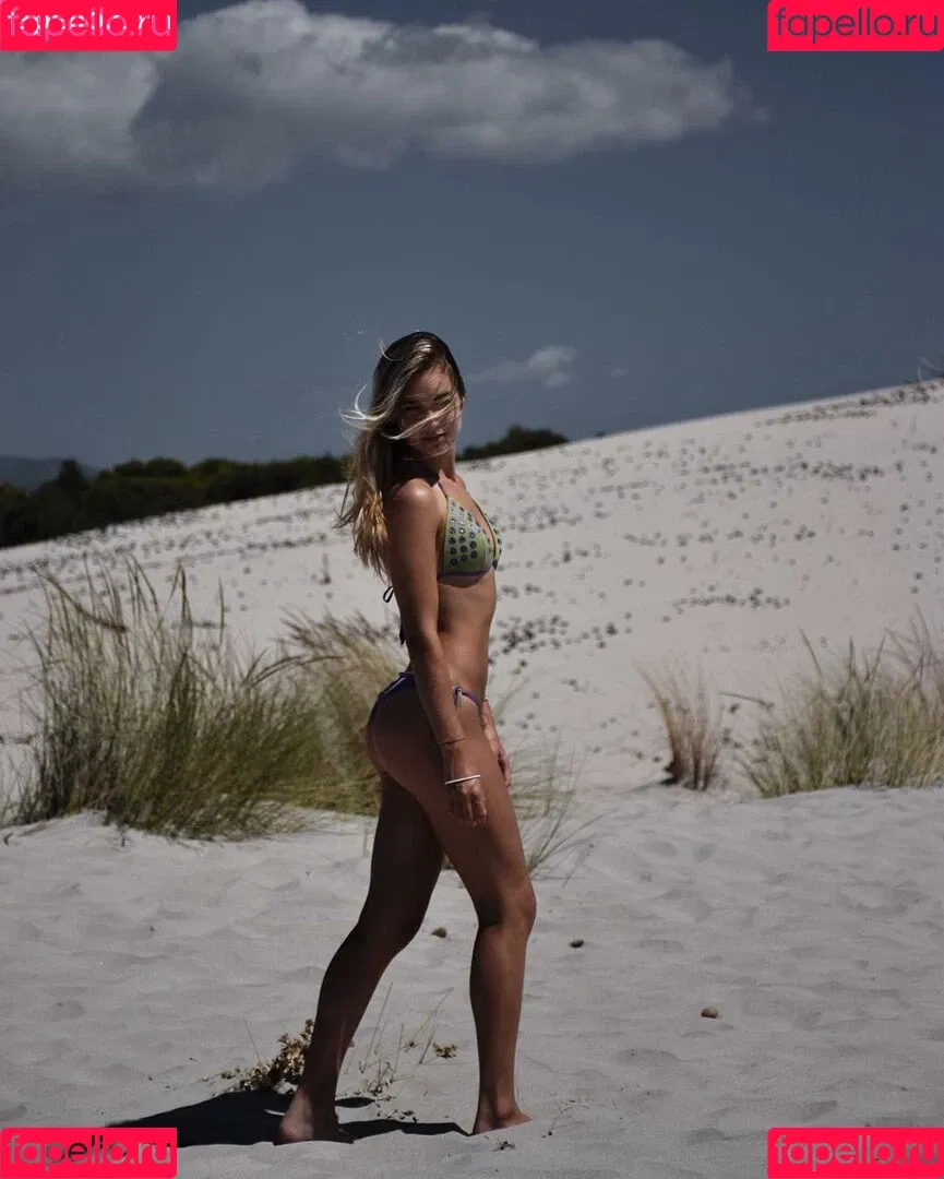 Elena Berri Onlyfans Photo Gallery 