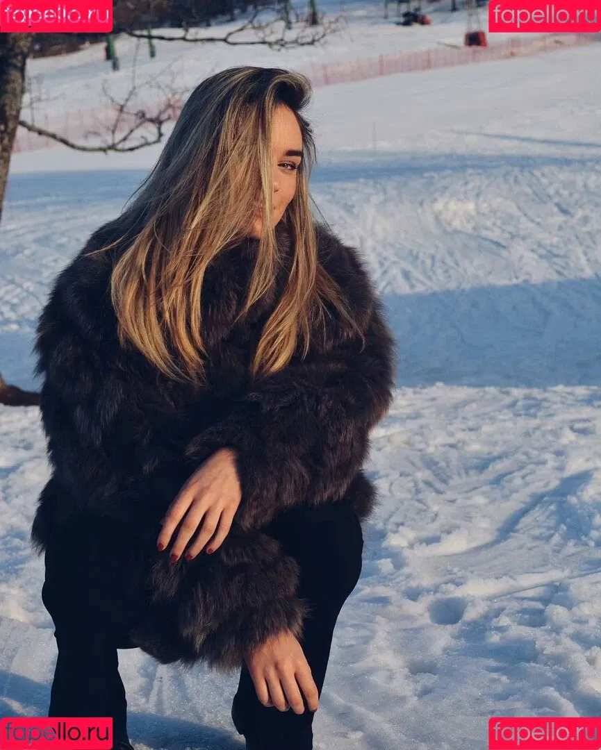 Elena Berri Onlyfans Photo Gallery 