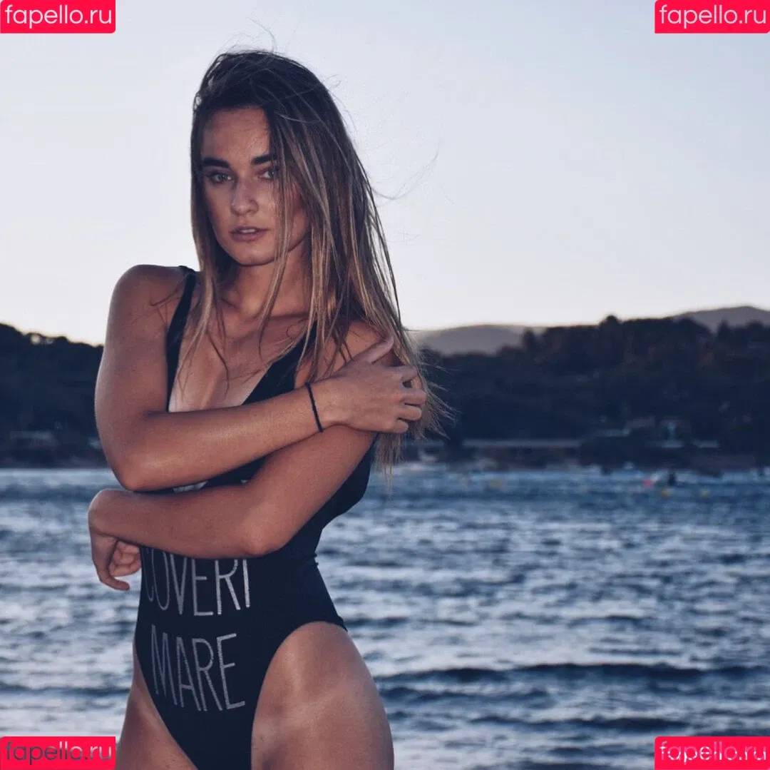Elena Berri Onlyfans Photo Gallery 