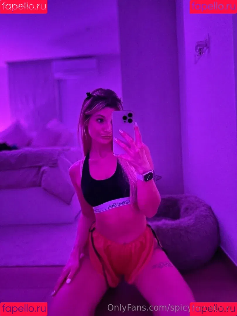 spicymichellex Onlyfans Photo Gallery 