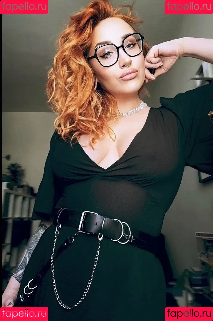 Frau Kopf Onlyfans Photo Gallery 