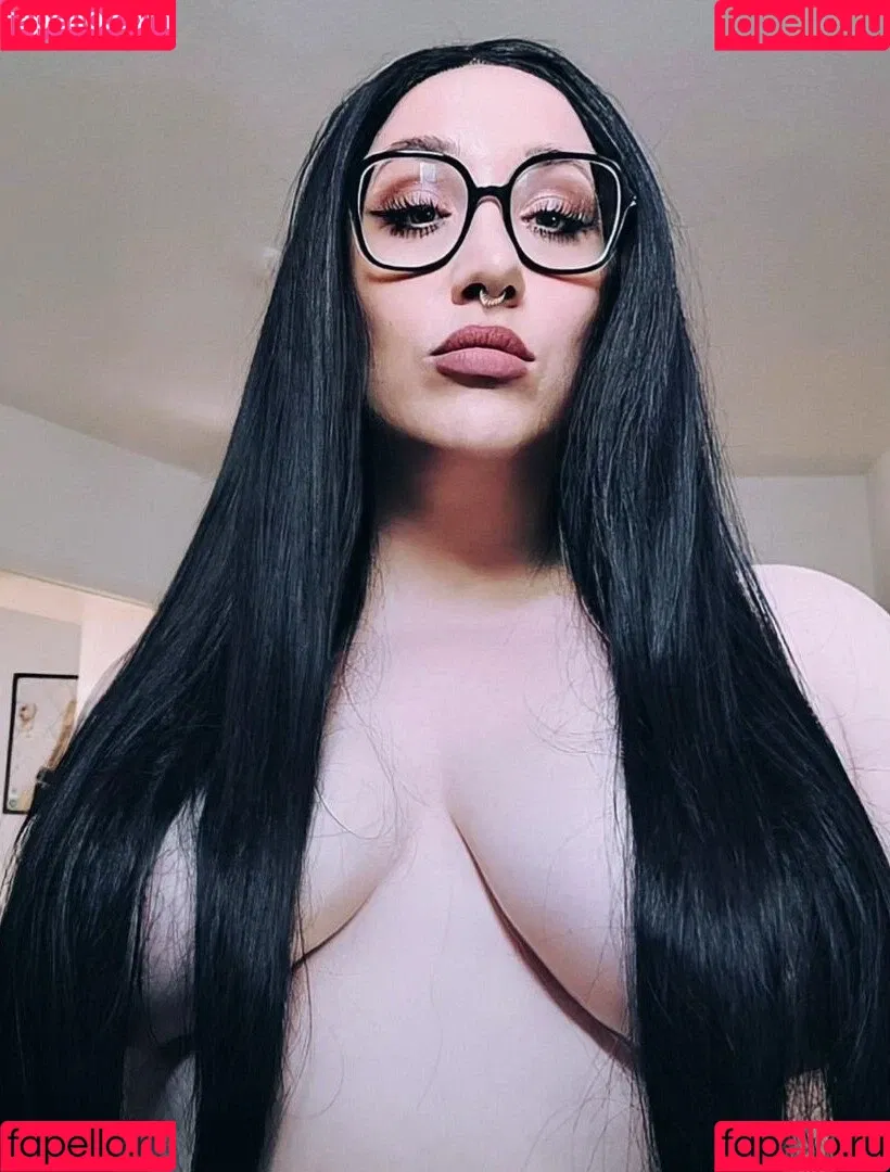 Frau Kopf Onlyfans Photo Gallery 
