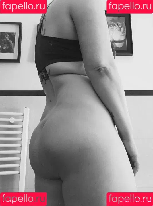 Frau Kopf Onlyfans Photo Gallery 