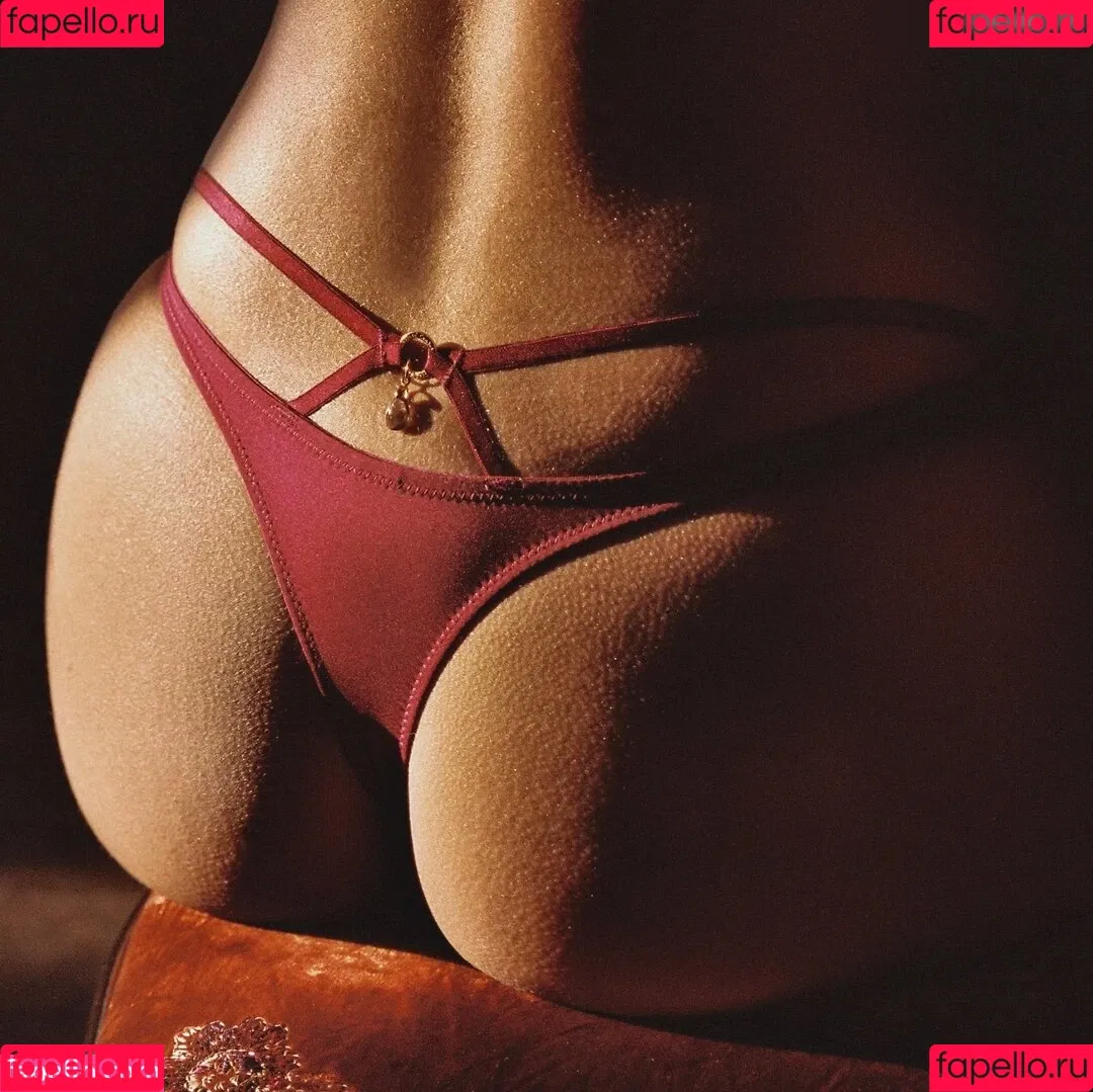 Daphne Groeneveld Onlyfans Photo Gallery 