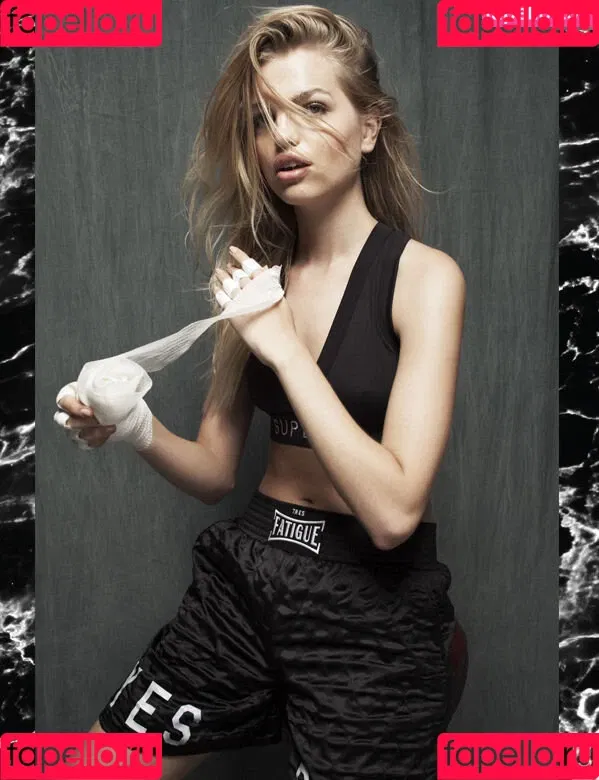 Daphne Groeneveld Onlyfans Photo Gallery 