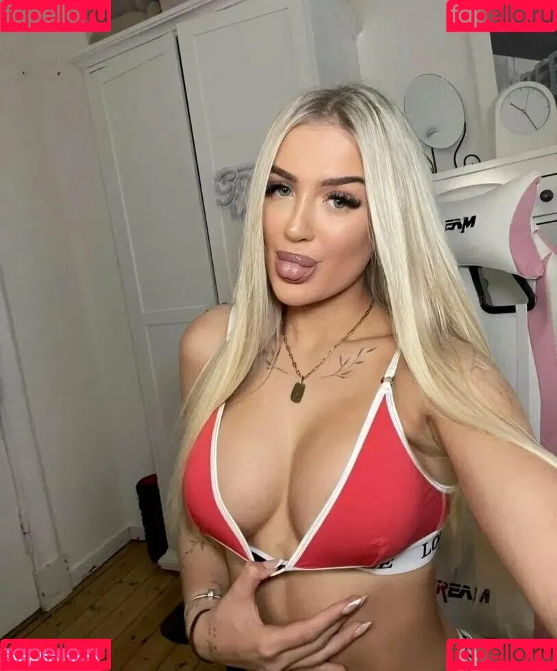 Edda Elisa Onlyfans Photo Gallery 