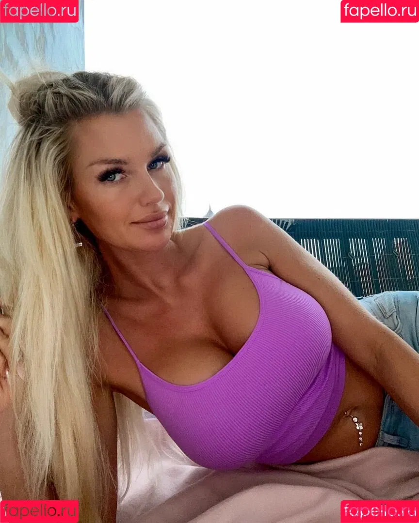 Manja Ihrke Onlyfans Photo Gallery 