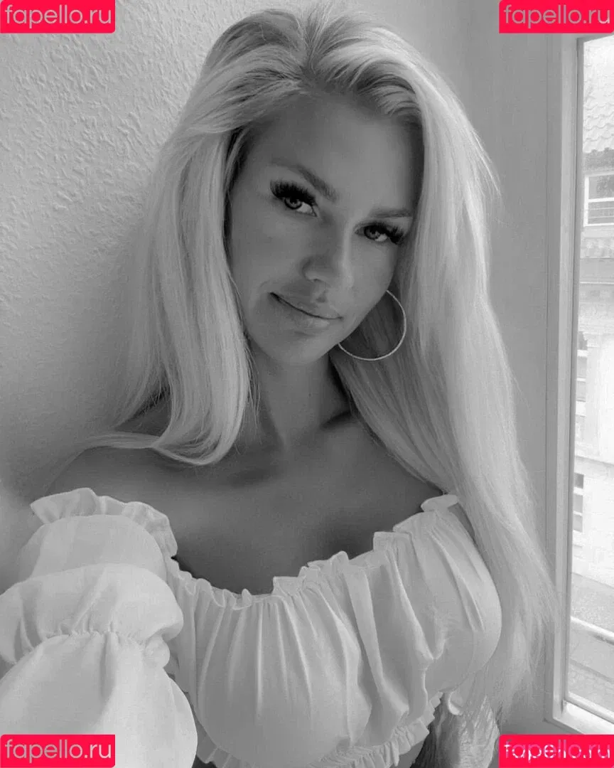 Manja Ihrke Onlyfans Photo Gallery 