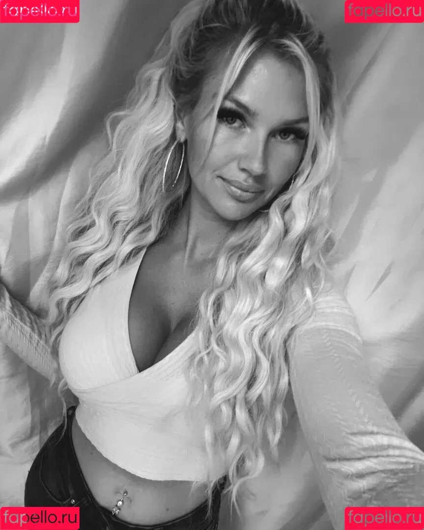 Manja Ihrke Onlyfans Photo Gallery 