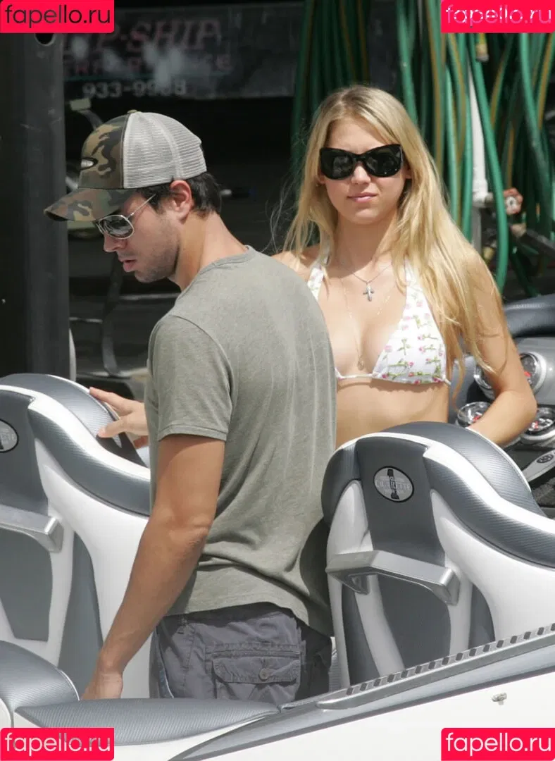 Anna Kournikova Onlyfans Photo Gallery 