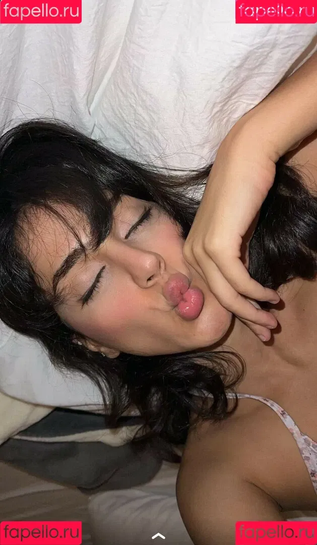 Melody Oz Onlyfans Photo Gallery 