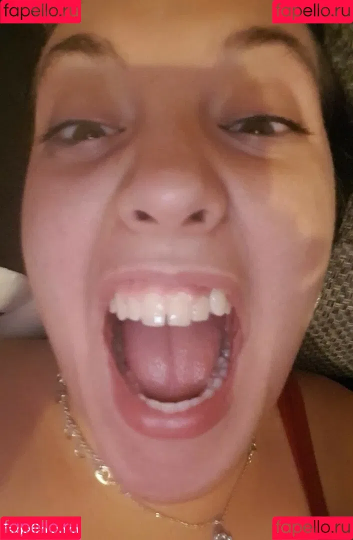 cumslut_val Onlyfans Photo Gallery 