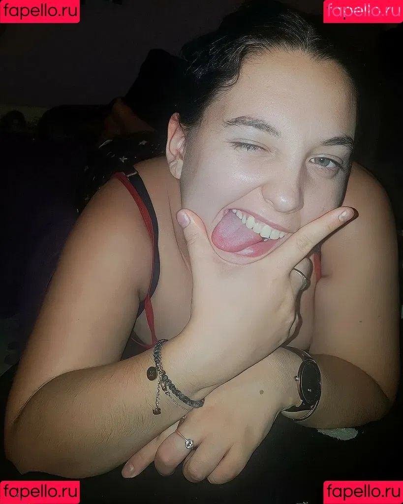cumslut_val Onlyfans Photo Gallery 