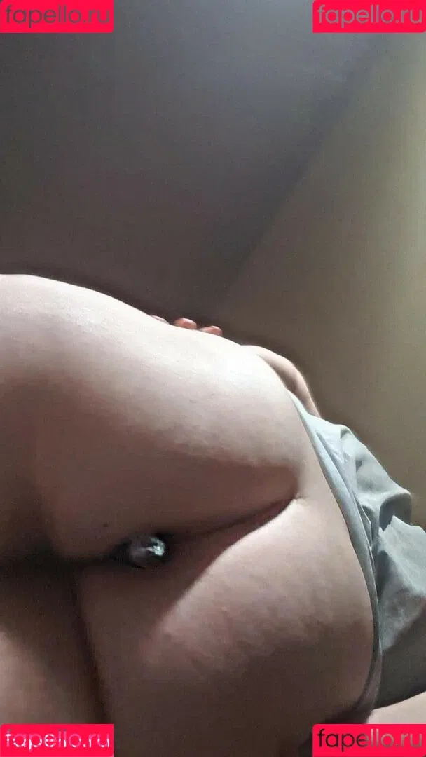 cumslut_val Onlyfans Photo Gallery 