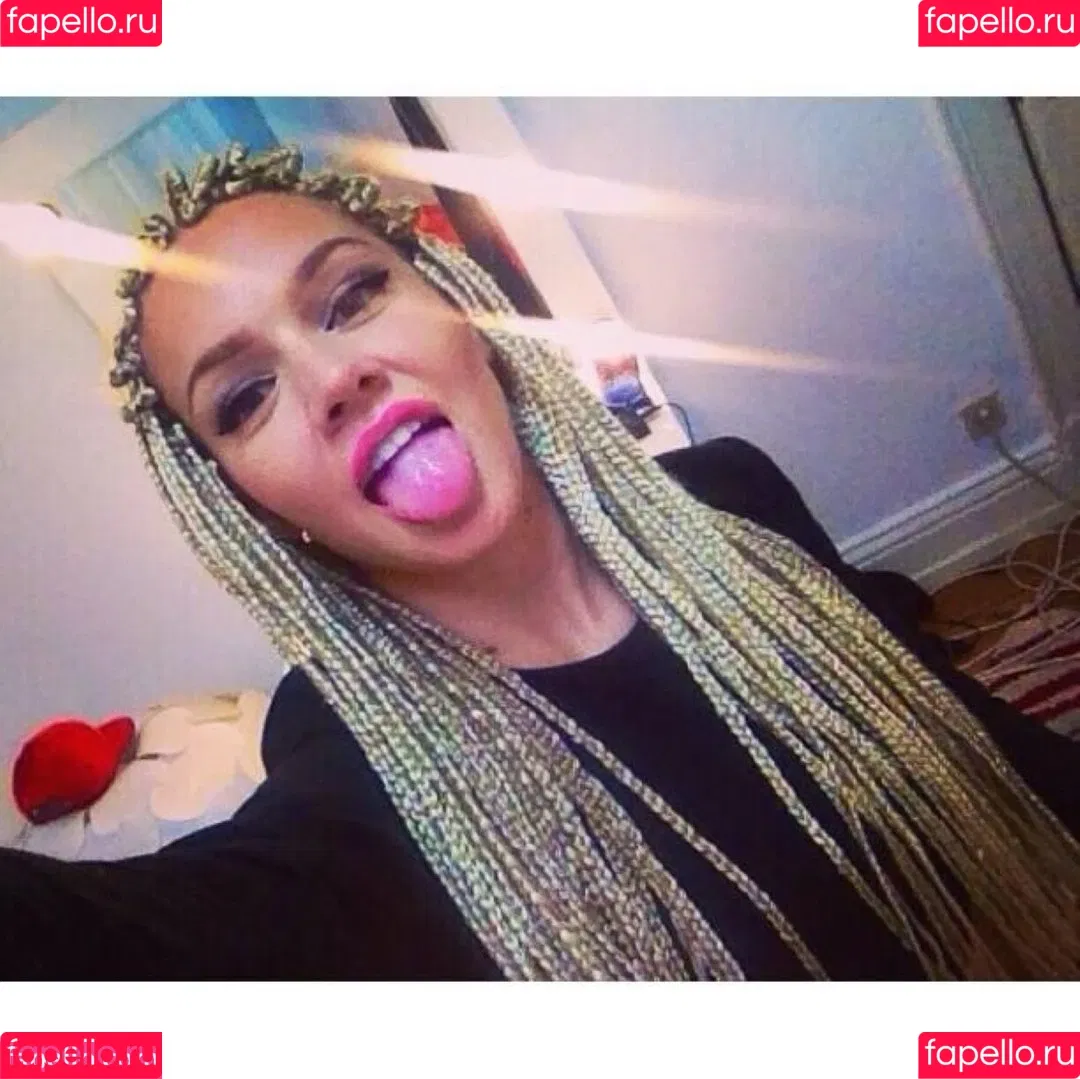 Shirin David Onlyfans Photo Gallery 