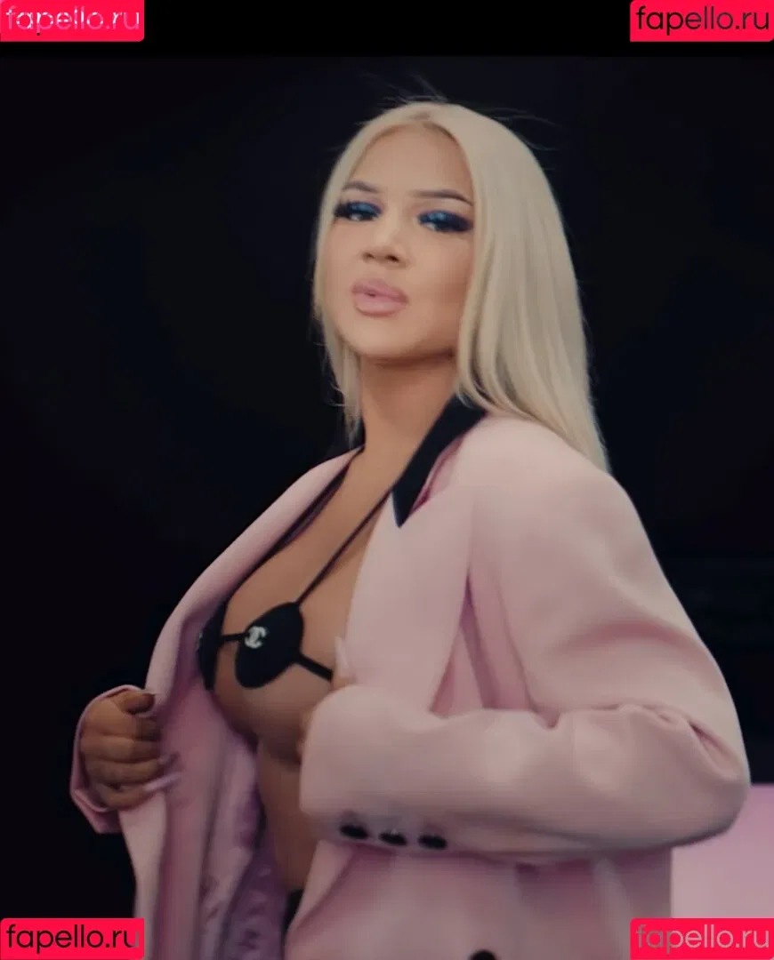 Shirin David Onlyfans Photo Gallery 