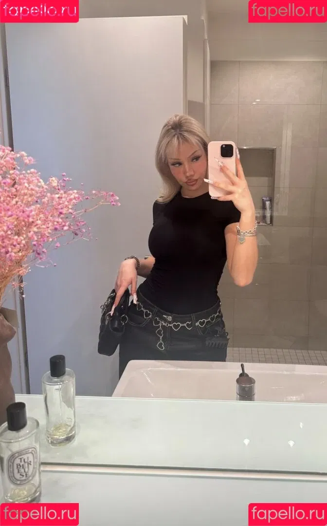 Shirin David Onlyfans Photo Gallery 