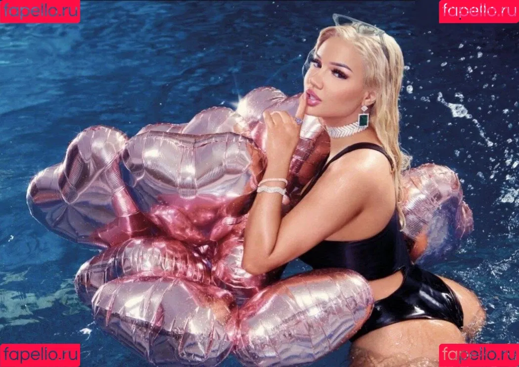 Shirin David Onlyfans Photo Gallery 