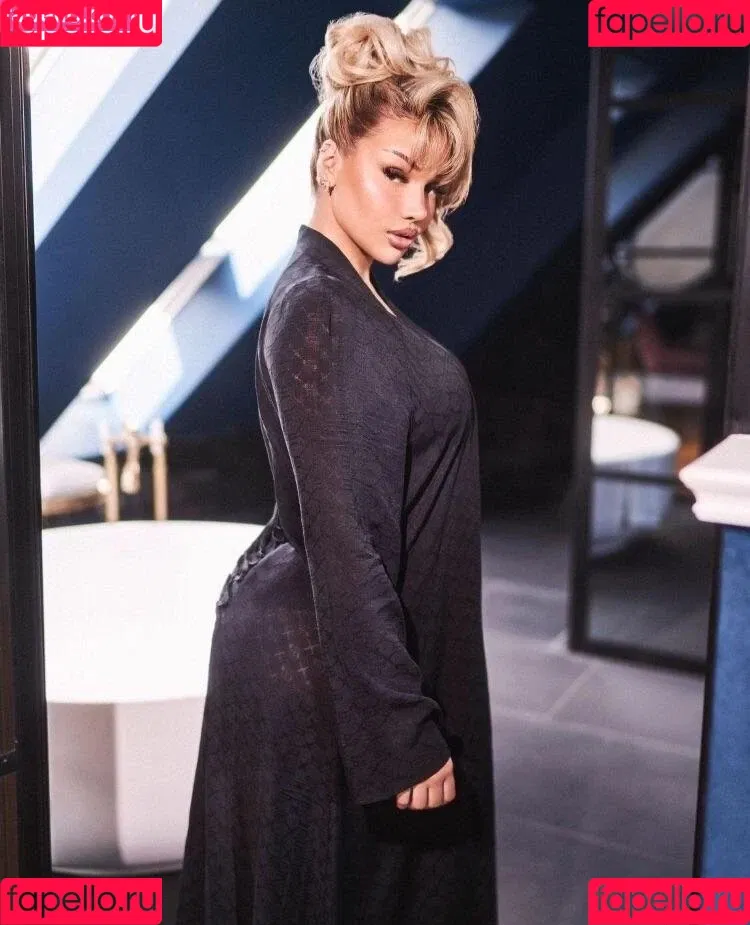 Shirin David Onlyfans Photo Gallery 