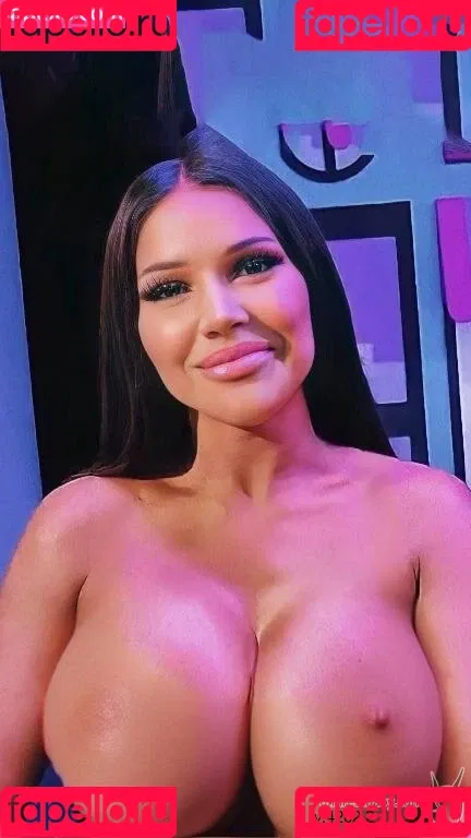 Shirin David Onlyfans Photo Gallery 