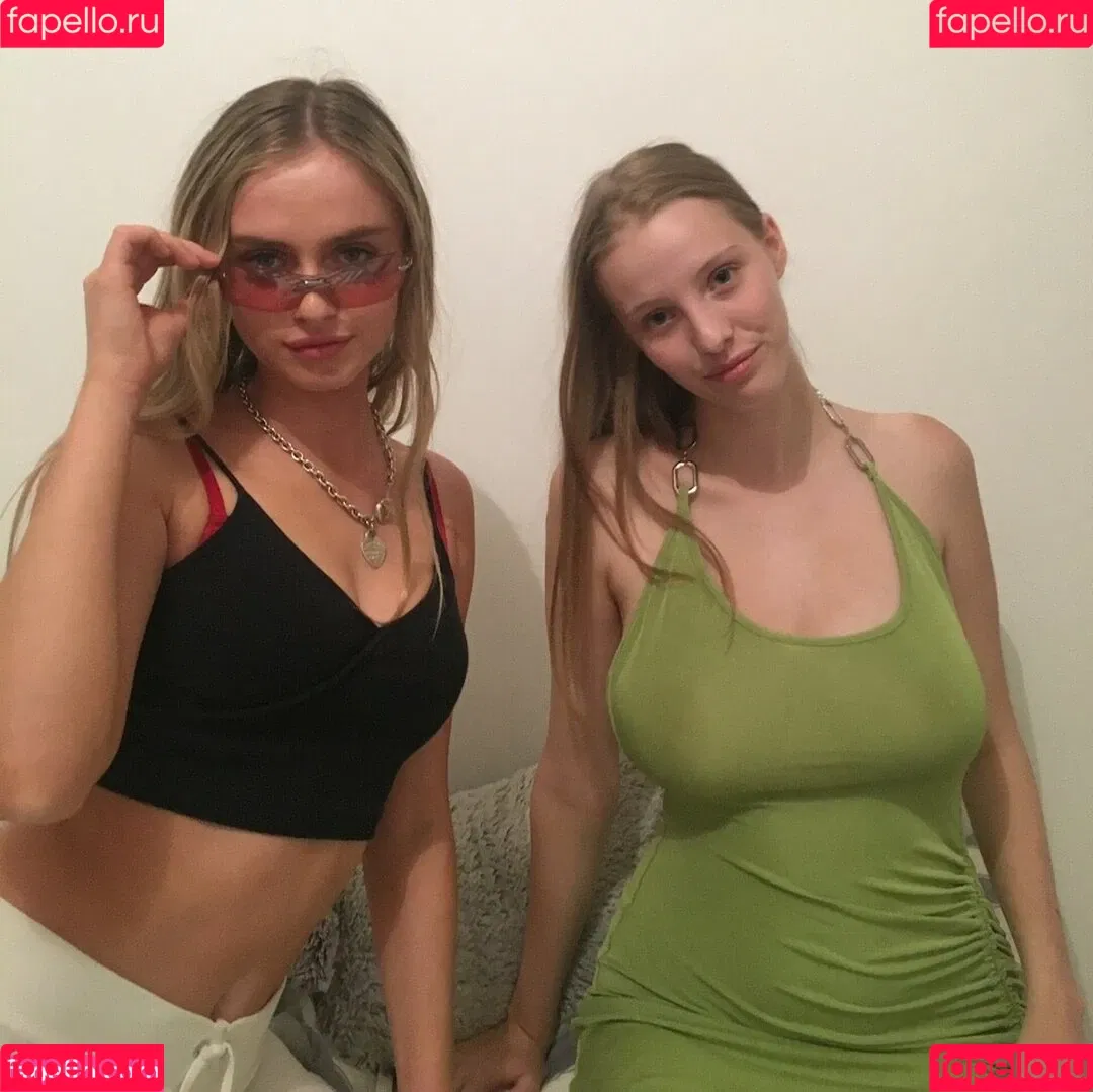 Eliza Goldsmith Onlyfans Photo Gallery 