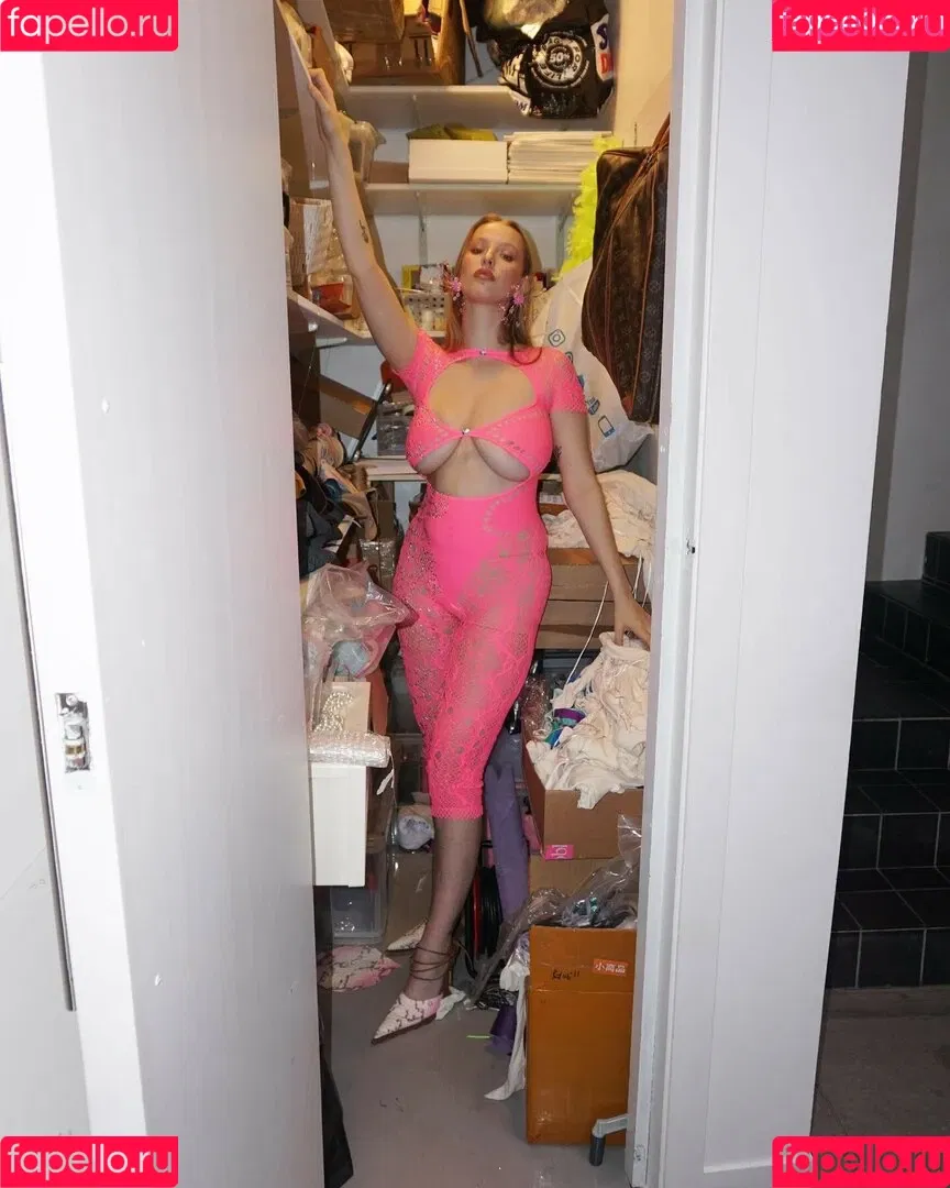 Eliza Goldsmith Onlyfans Photo Gallery 