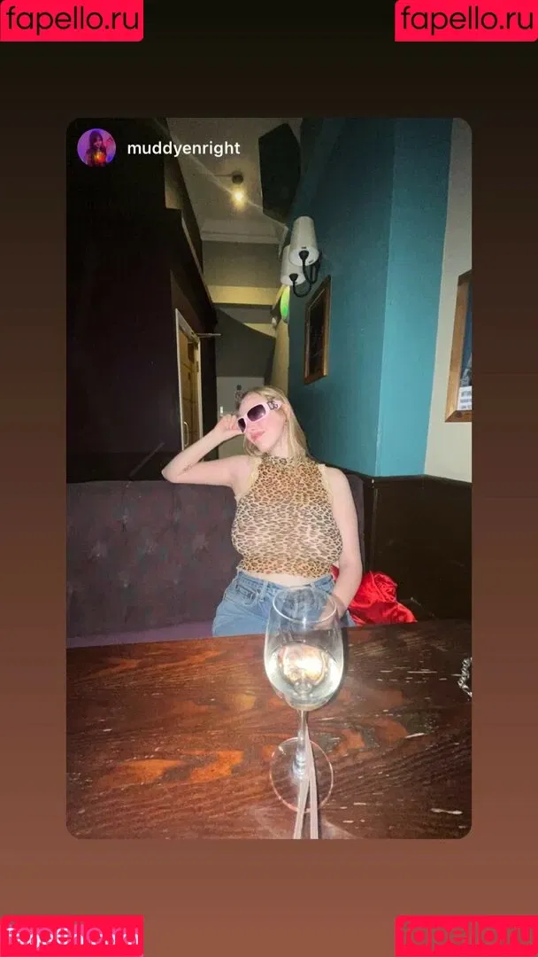 Eliza Goldsmith Onlyfans Photo Gallery 