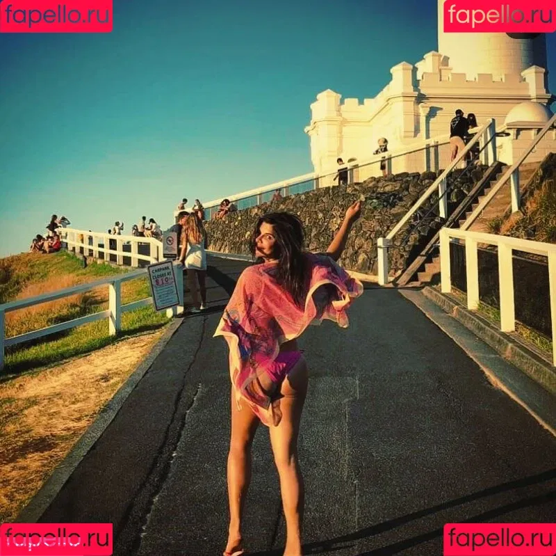 Indira Weis Onlyfans Photo Gallery 