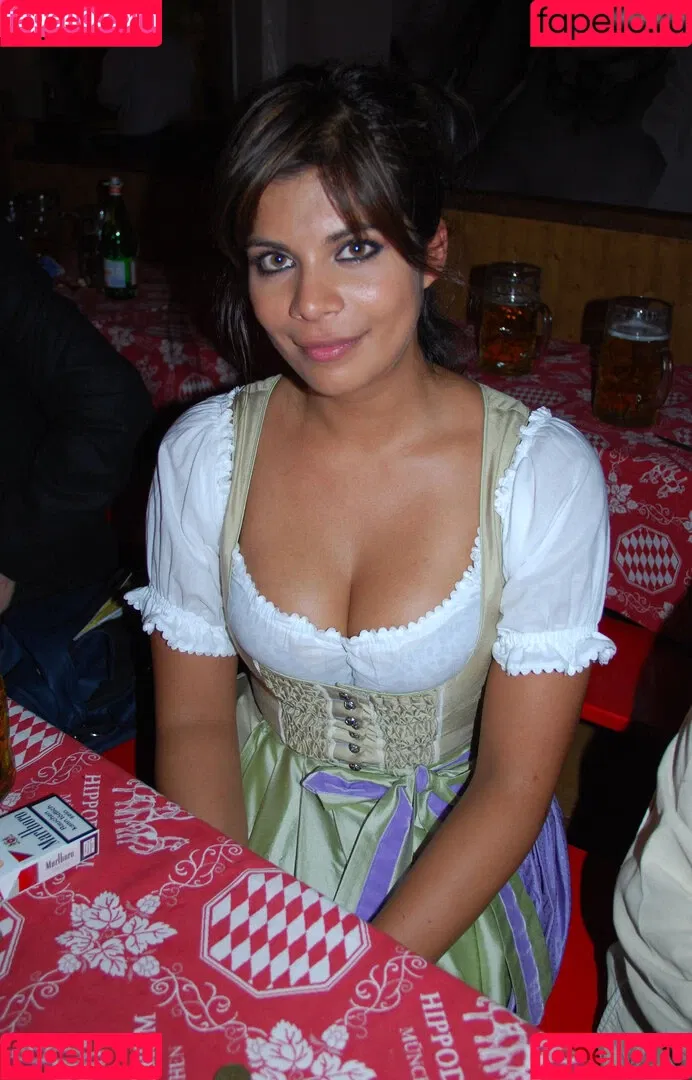 Indira Weis Onlyfans Photo Gallery 