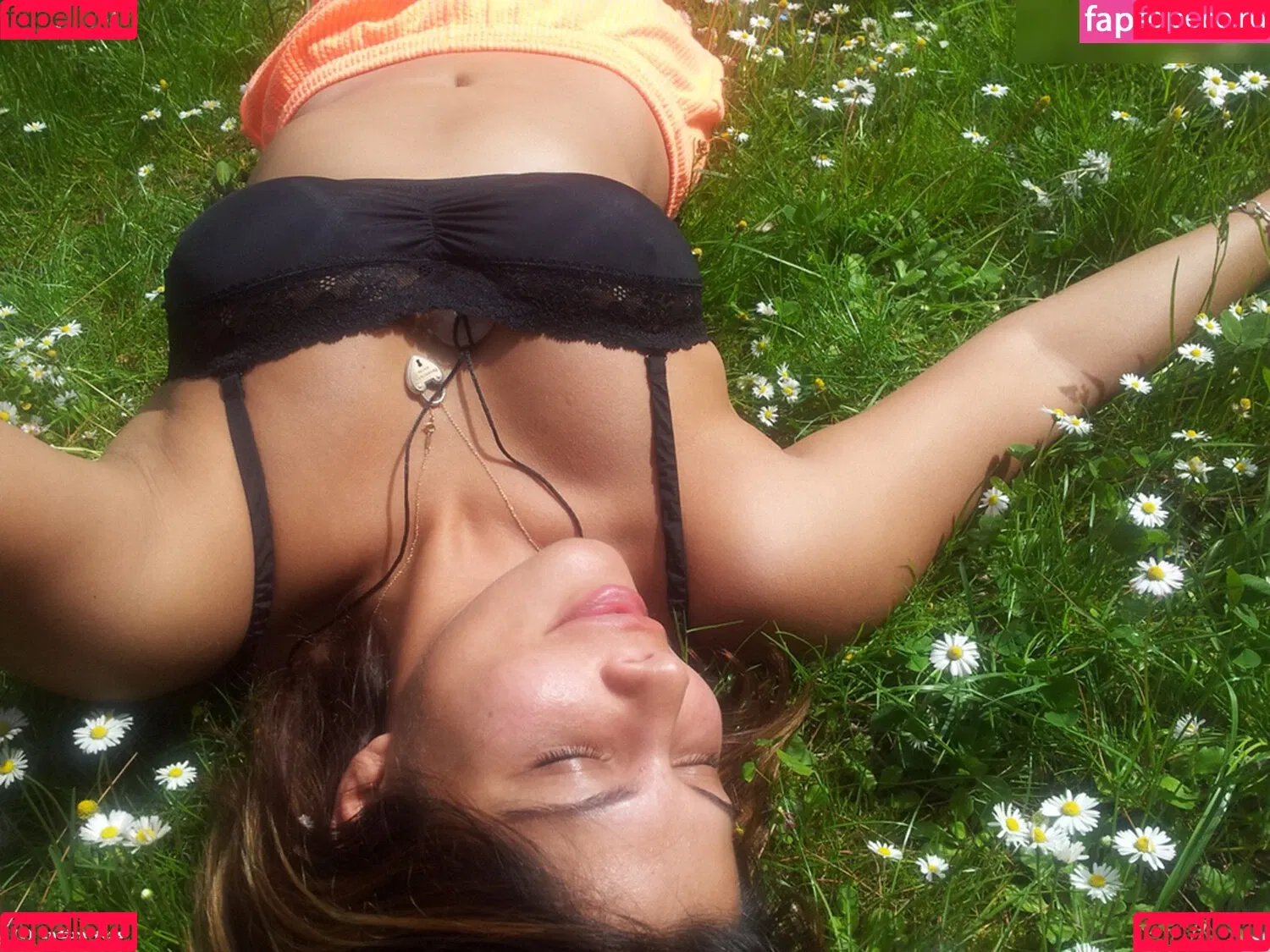 Indira Weis Onlyfans Photo Gallery 