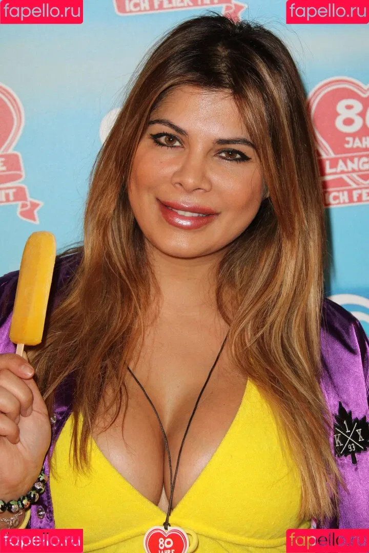 Indira Weis Onlyfans Photo Gallery 