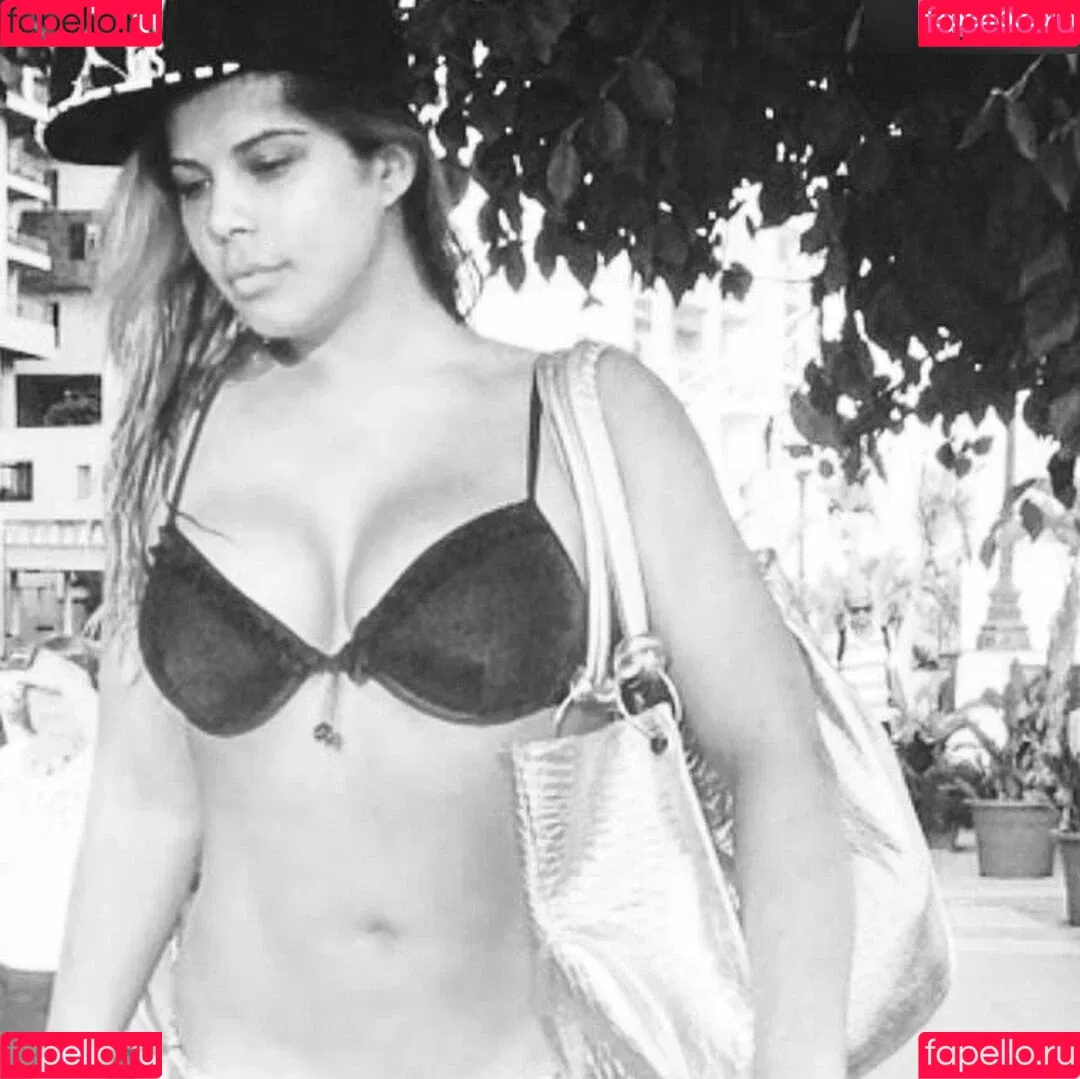 Indira Weis Onlyfans Photo Gallery 