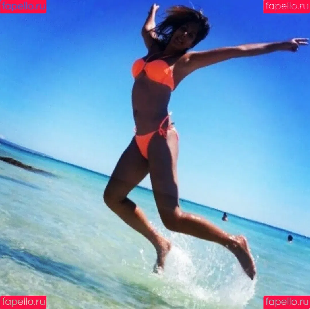 Indira Weis Onlyfans Photo Gallery 