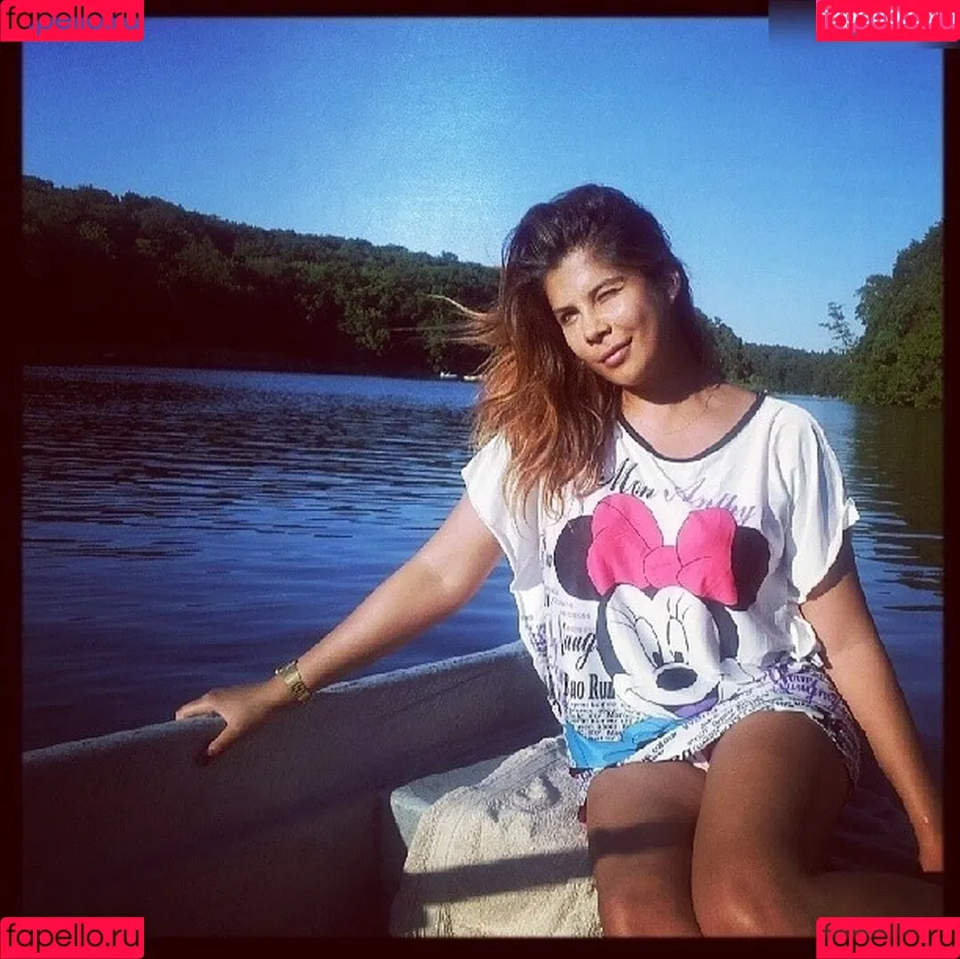 Indira Weis Onlyfans Photo Gallery 