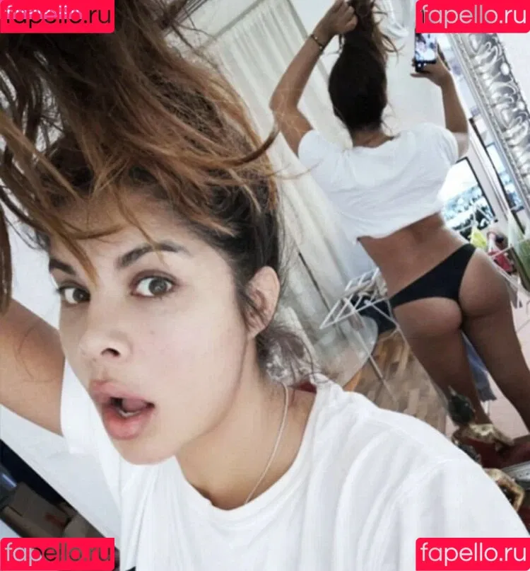 Indira Weis Onlyfans Photo Gallery 