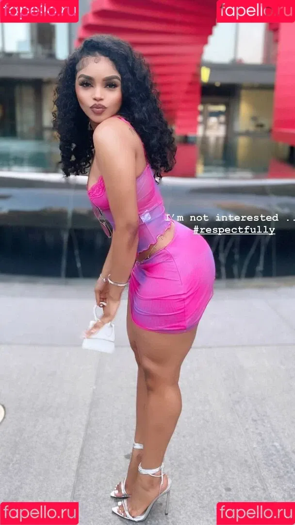 Thurriaa Onlyfans Photo Gallery 