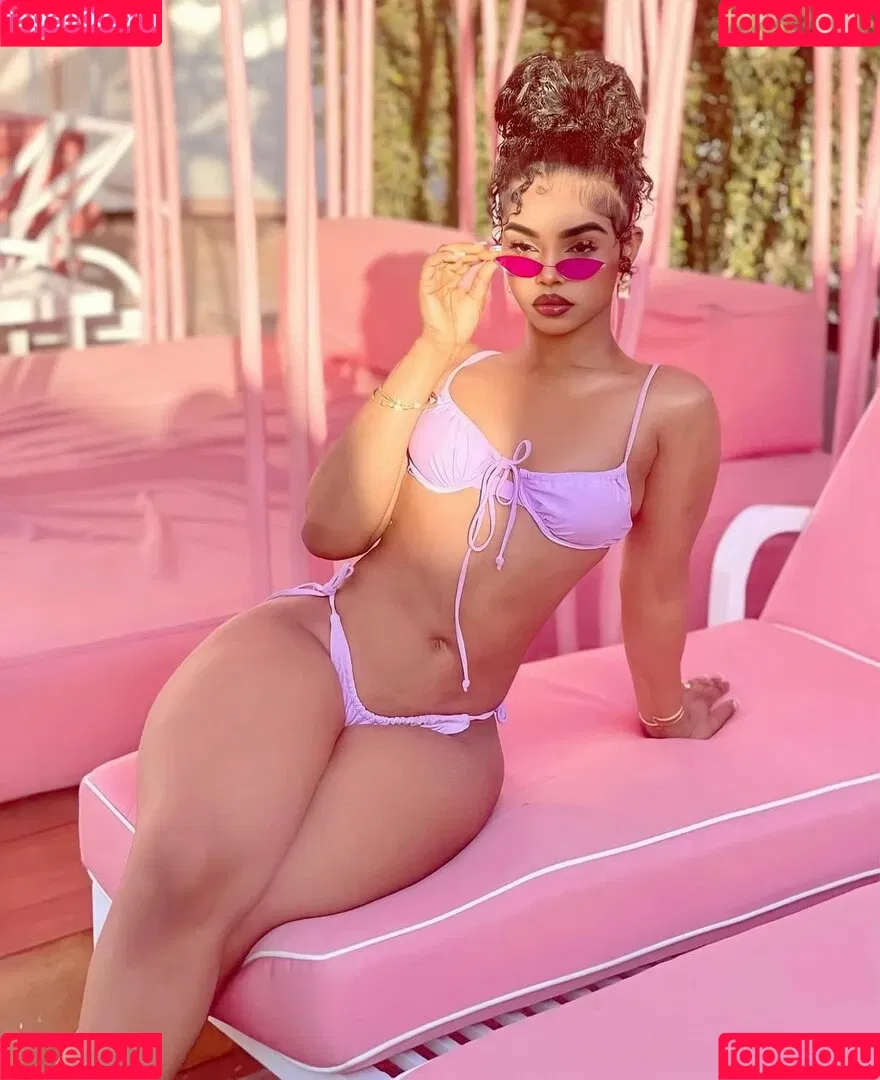 Thurriaa Onlyfans Photo Gallery 