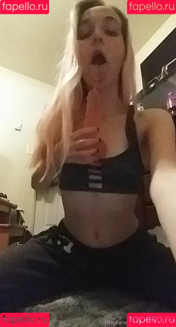 kushgirlxxfree Onlyfans Photo Gallery 