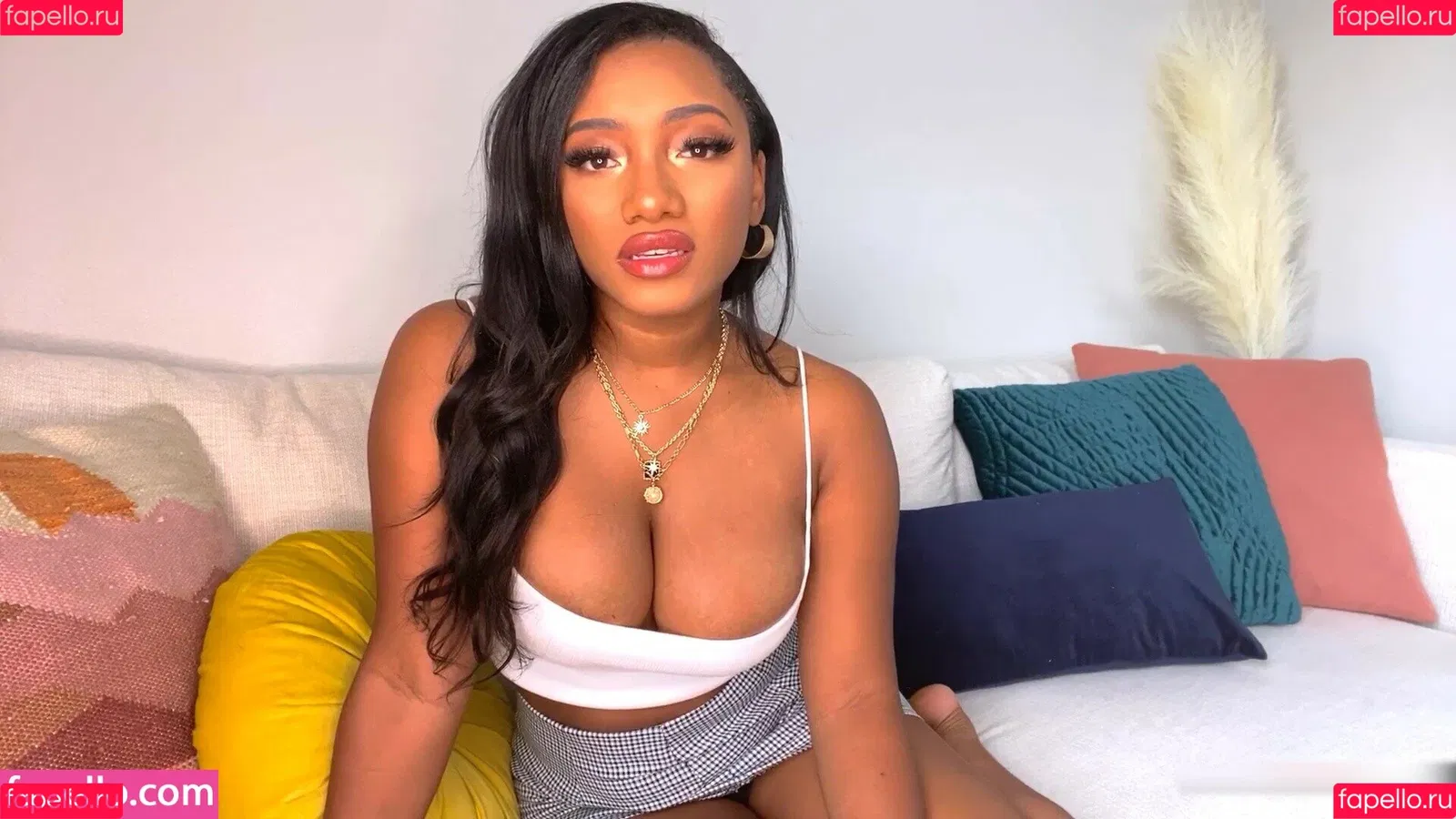 Worship India Onlyfans Photo Gallery 