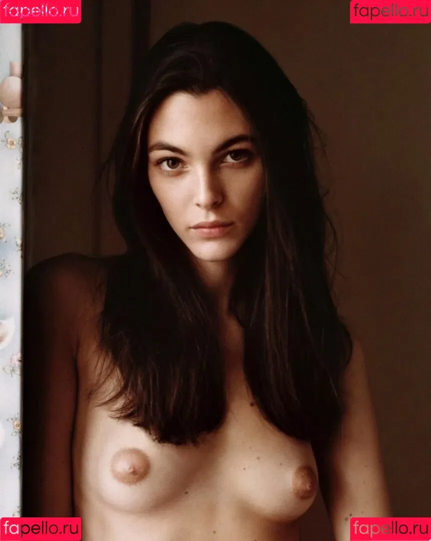 Vittoria Ceretti Onlyfans Photo Gallery 