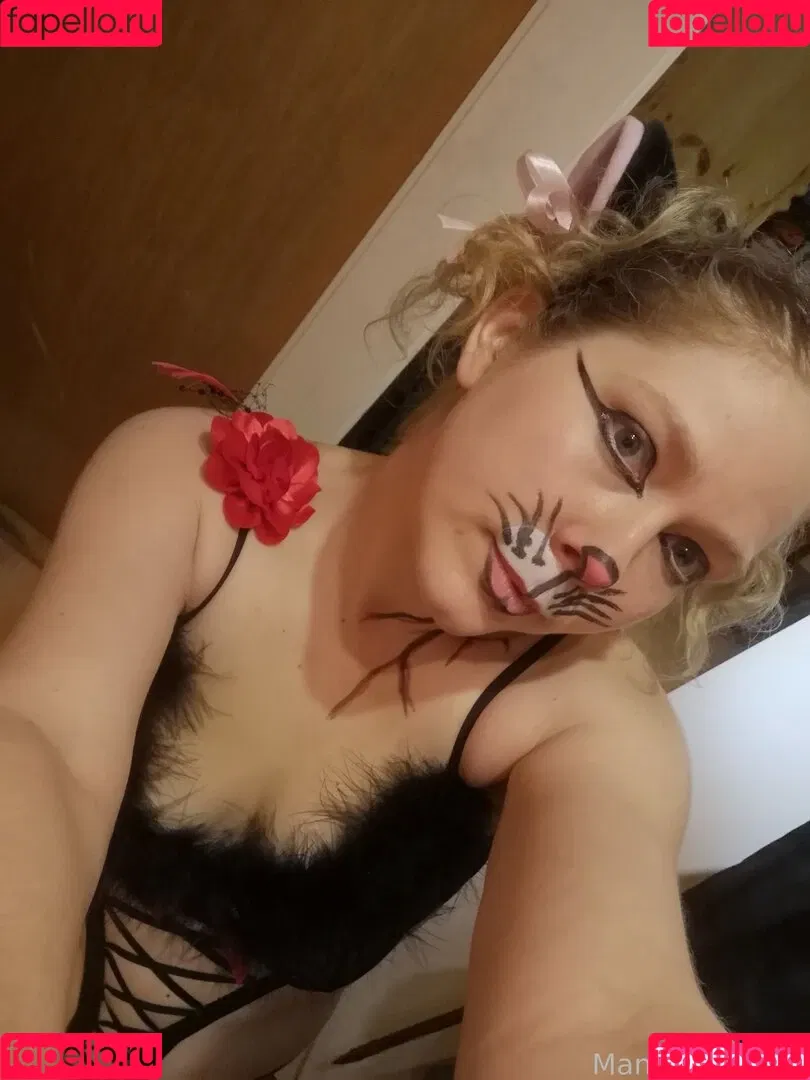 Mankhelekwen Onlyfans Photo Gallery 